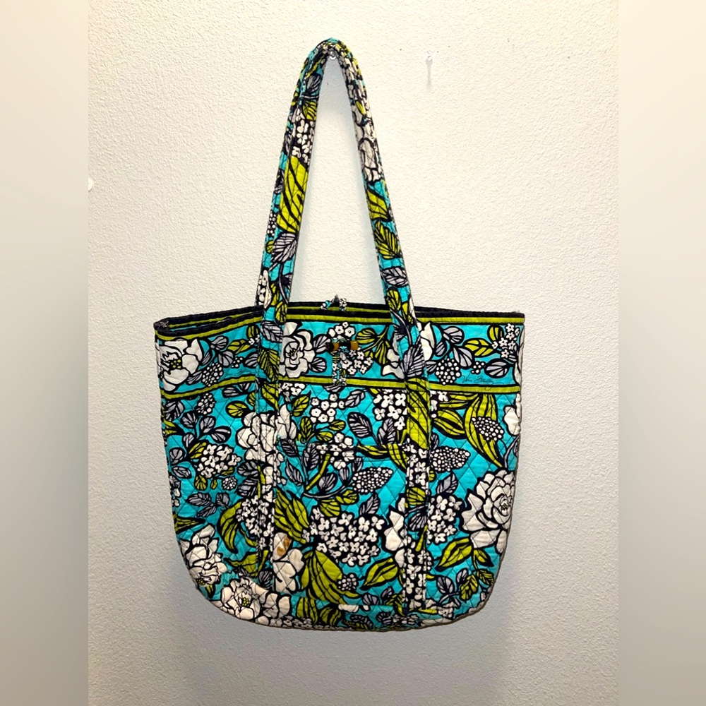 Island Blooms - Retired Vera Bradley Tote